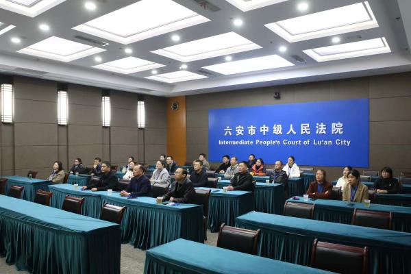 市退役军人事务局开展法治宣讲与庭审旁听活动